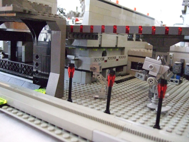 Illustration for article titled The Mother of All Lego Star Wars Battles